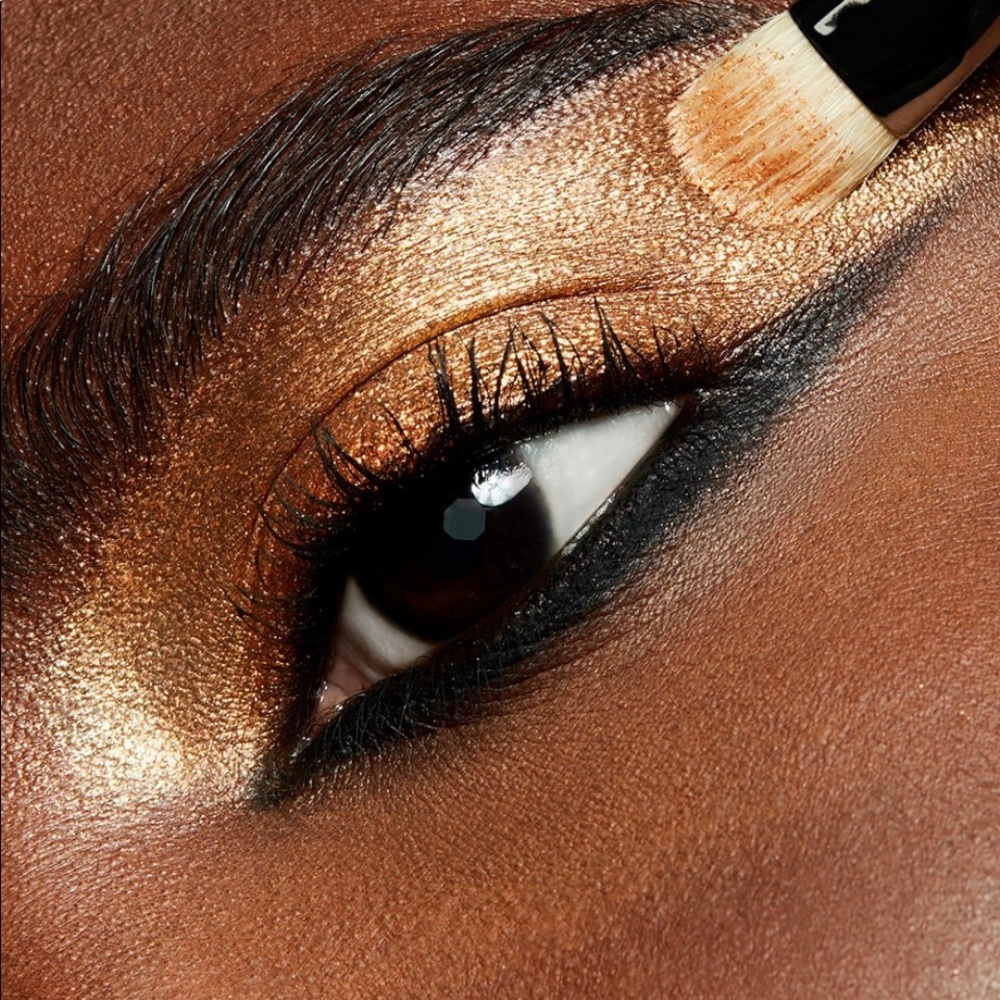 MAC Dazzleshadow Eyeshadow-Objet D’Art